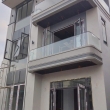 Cầu thang lan can kính Bình Tân