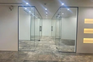 Mặt dựng kính ở Đức Hòa: Giải pháp thi công chuyên nghiệp, bền đẹp