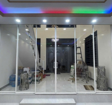 Thi công cửa nhôm Slim