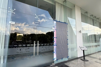 Vách Kính Cường Lực