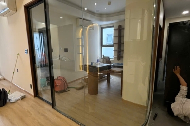 Vách Kính Cường Lực